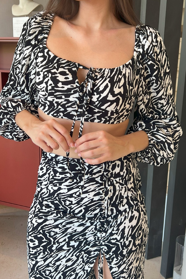 Stretchable-zebra-print-Coord-set-with-drawstring-skirt3